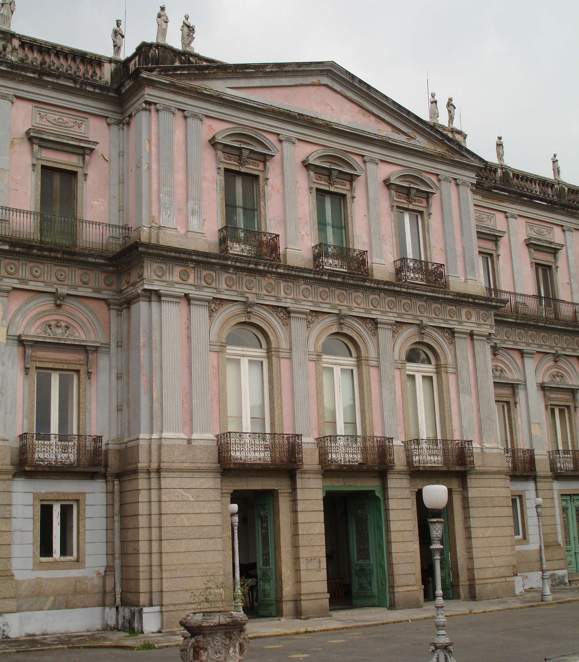 (2) Museu Nacional. RF Pereira. Acervo particular