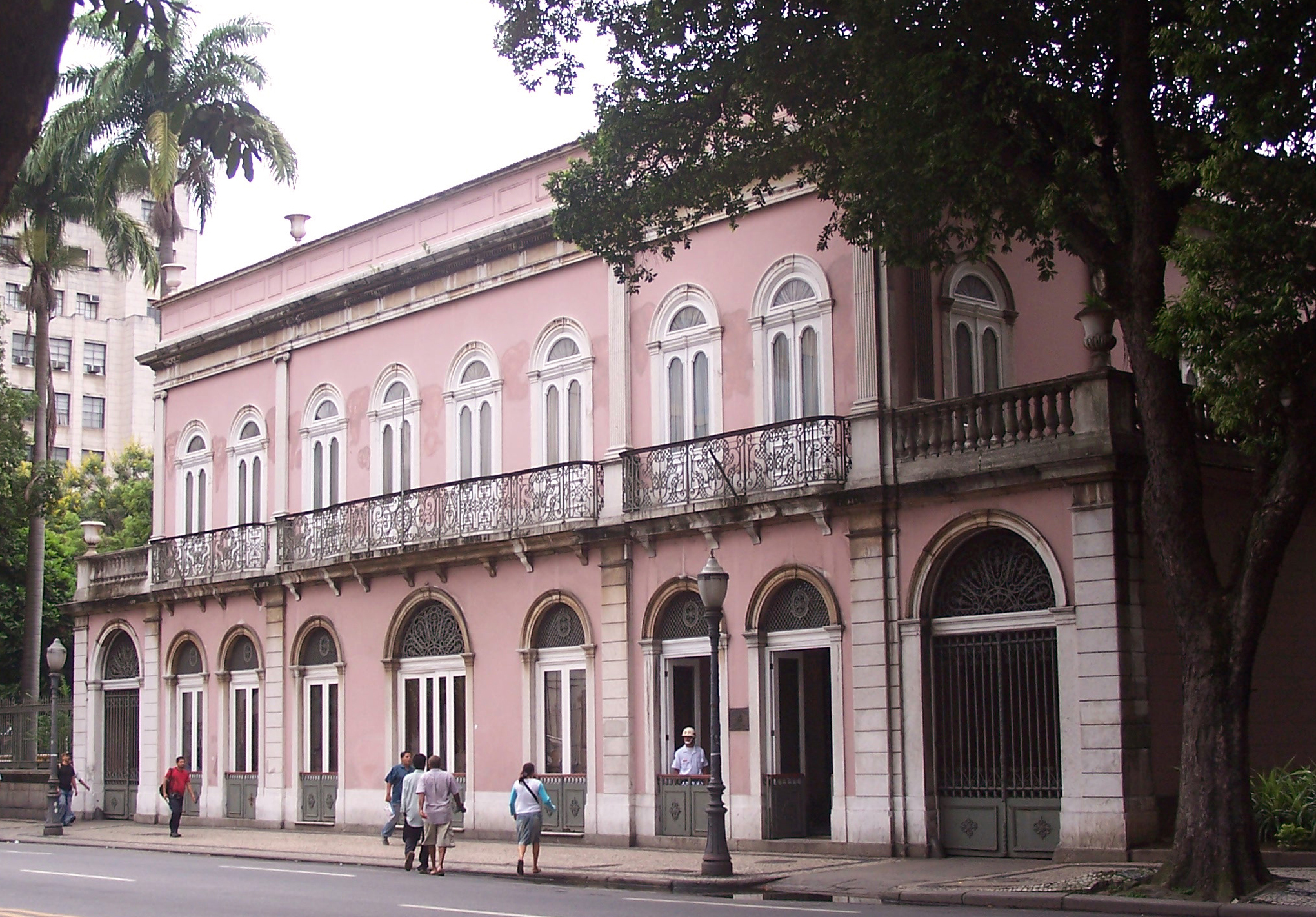 (1)Palácio do Itamaraty no Rio de Janeiro<br> Fulviusbsas. Commons Wikimedia